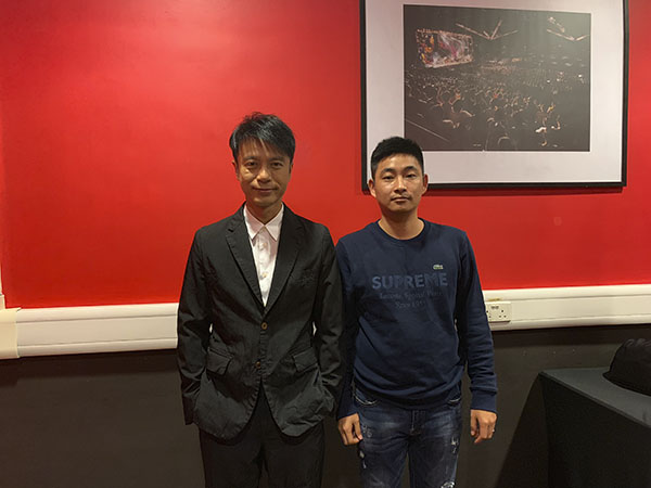 李克勤與經(jīng)紀人李志合影 李克勤與經(jīng)紀人李志合影